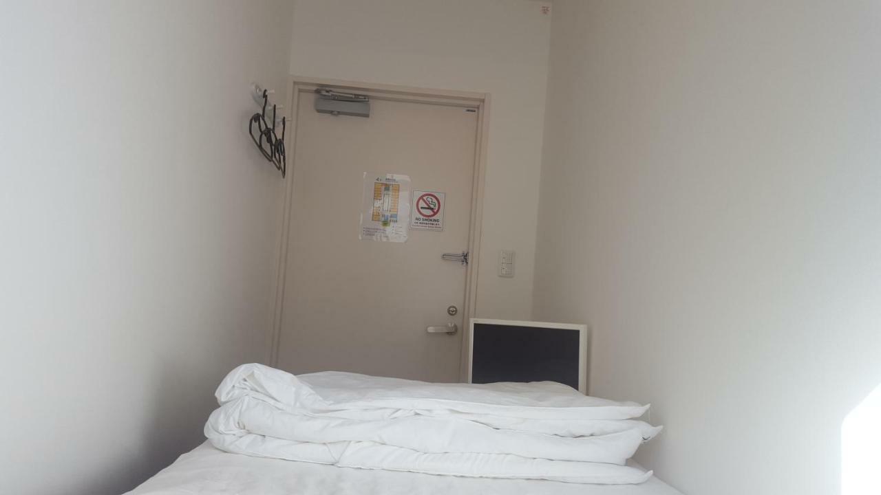 個室ホステル 美らキャビン 国際通り店 那覇市 エクステリア 写真